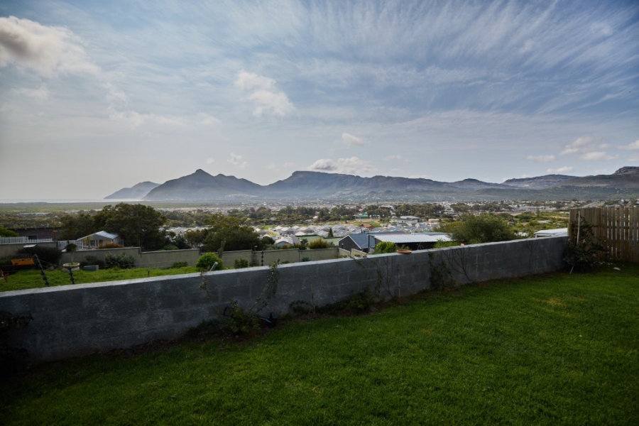 3 Bedroom Property for Sale in Capri Western Cape